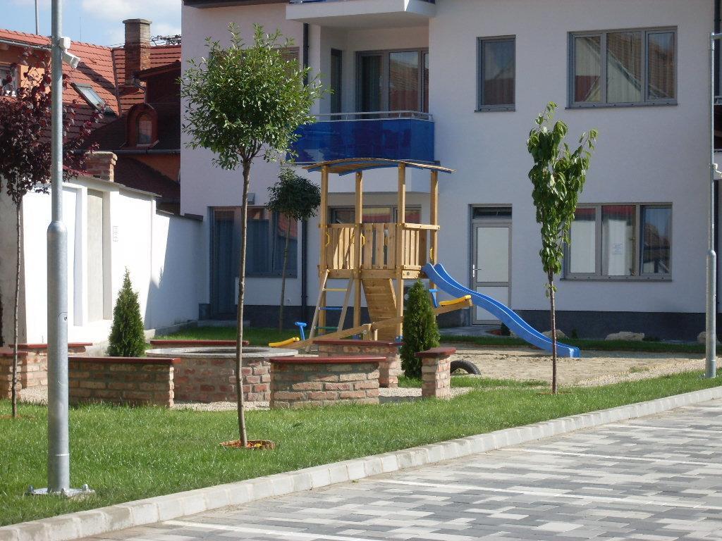 Апартаменты Cecilia Apartman Шарвар Номер фото