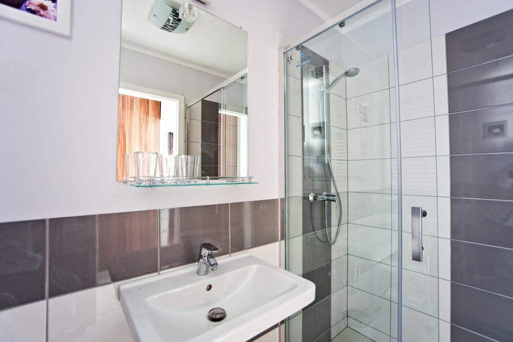 Апартаменты Cecilia Apartman Шарвар Номер фото